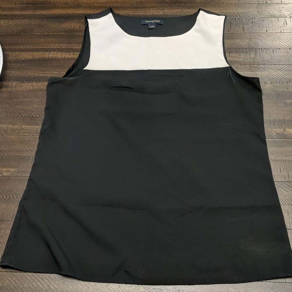 Black and white sleeveless